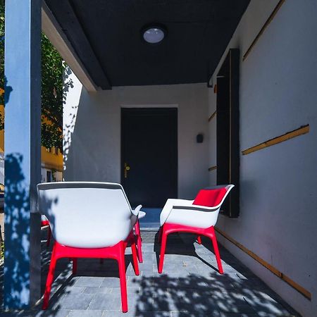 Designer Apartment In The City Center Cluj-Napoca Exterior photo